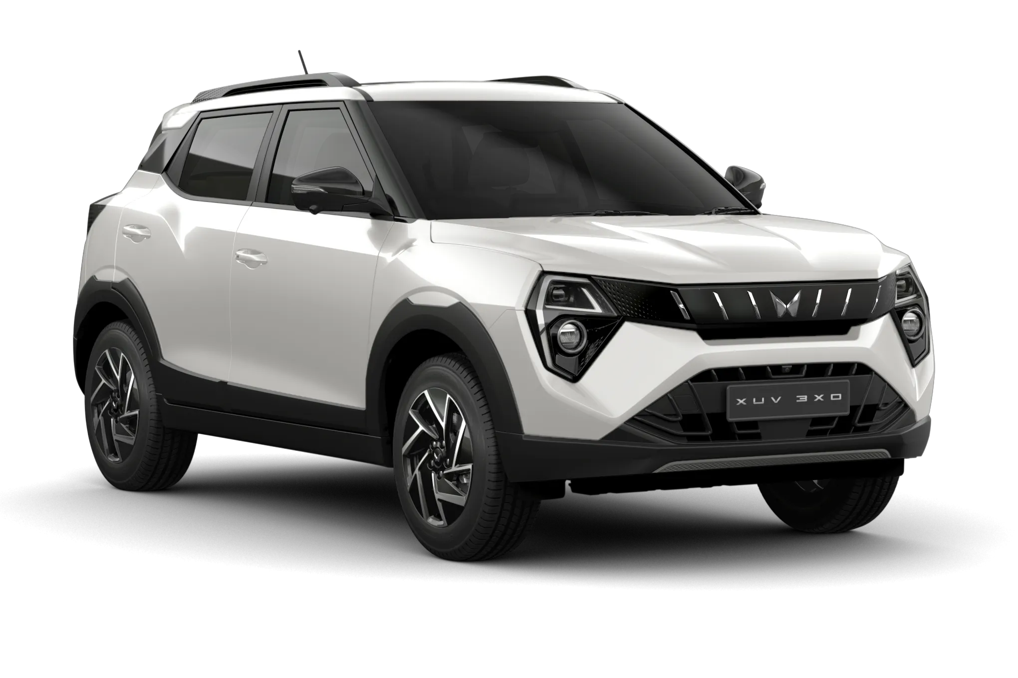 S220_XUV300_Ext360_Monotone_everestwhite_00047_bpWL0EG_result